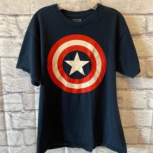 Marvel Captain America Tee - Men’s Size Large